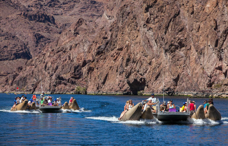 Hoover Dam Postcard Tour with Transfers MOB 960x615 2 768x492