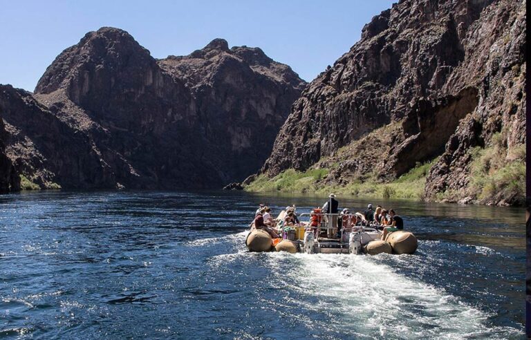 Hoover Dam Postcard Tour MOB 960x465 2 768x492
